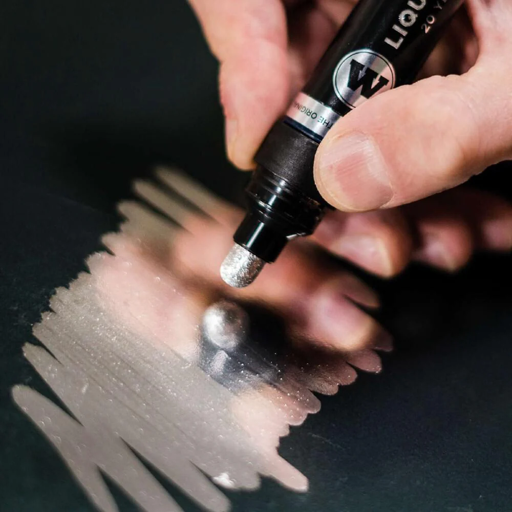MOLOTOW LIQUID CHROME MARKER PEN CALLIGRAPHY 3mm - Image 3